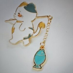 Charming Cat and Fish Pendant Necklace